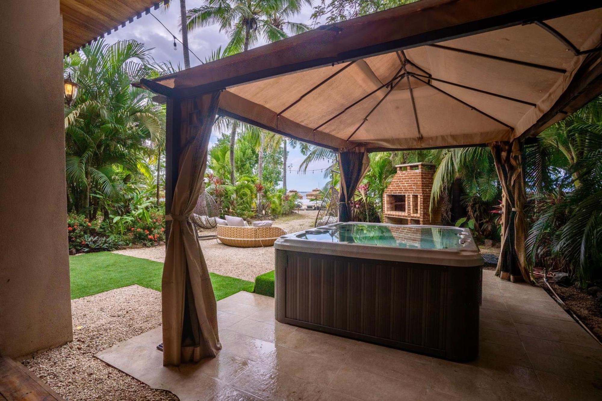 Ocho Artisan Bungalows (Adults Only) Тамариндо Екстер'єр фото
