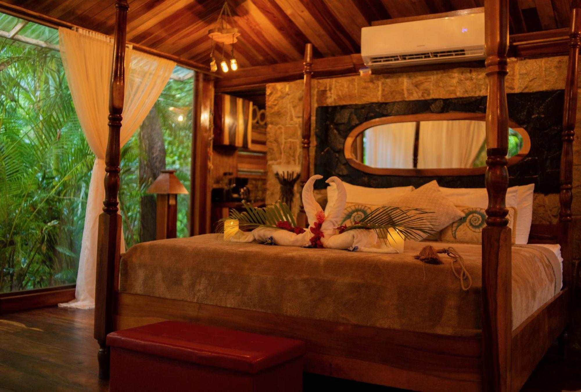 Ocho Artisan Bungalows (Adults Only) Тамариндо Екстер'єр фото